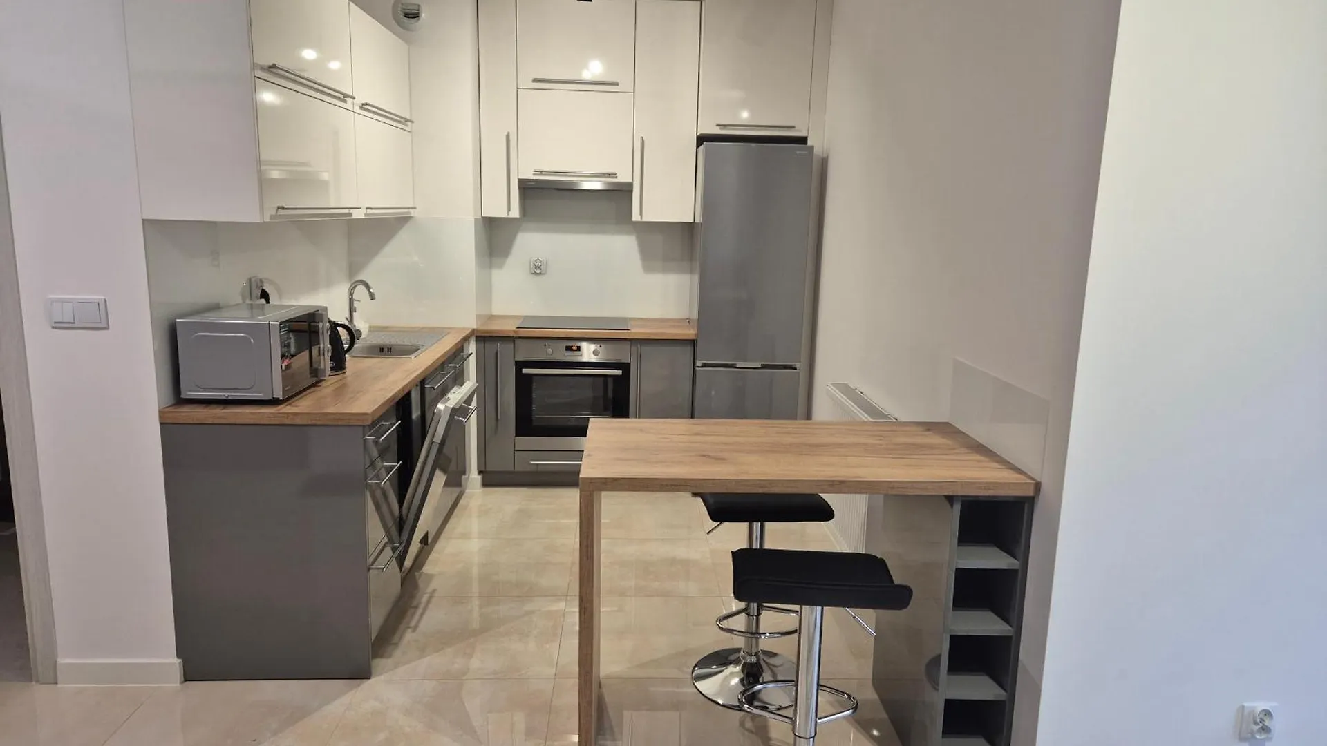 Megga Apartament Z Garazem Skawina Apartment